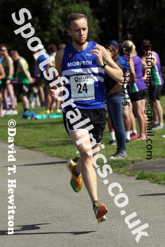 Senior Mens 2021 NECAA Road Relay Champs., Hetton Lyon Country Park, Hetton le Hole, County Durham. Photo: David T. Hewitson/Sports for All Pics